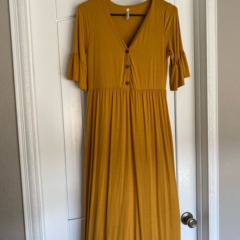 Never worn altar’d State maxi dress